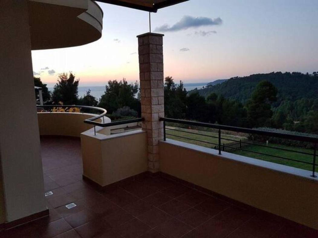 #Luxlikehome Hill Summer Villa Elani Esterno foto